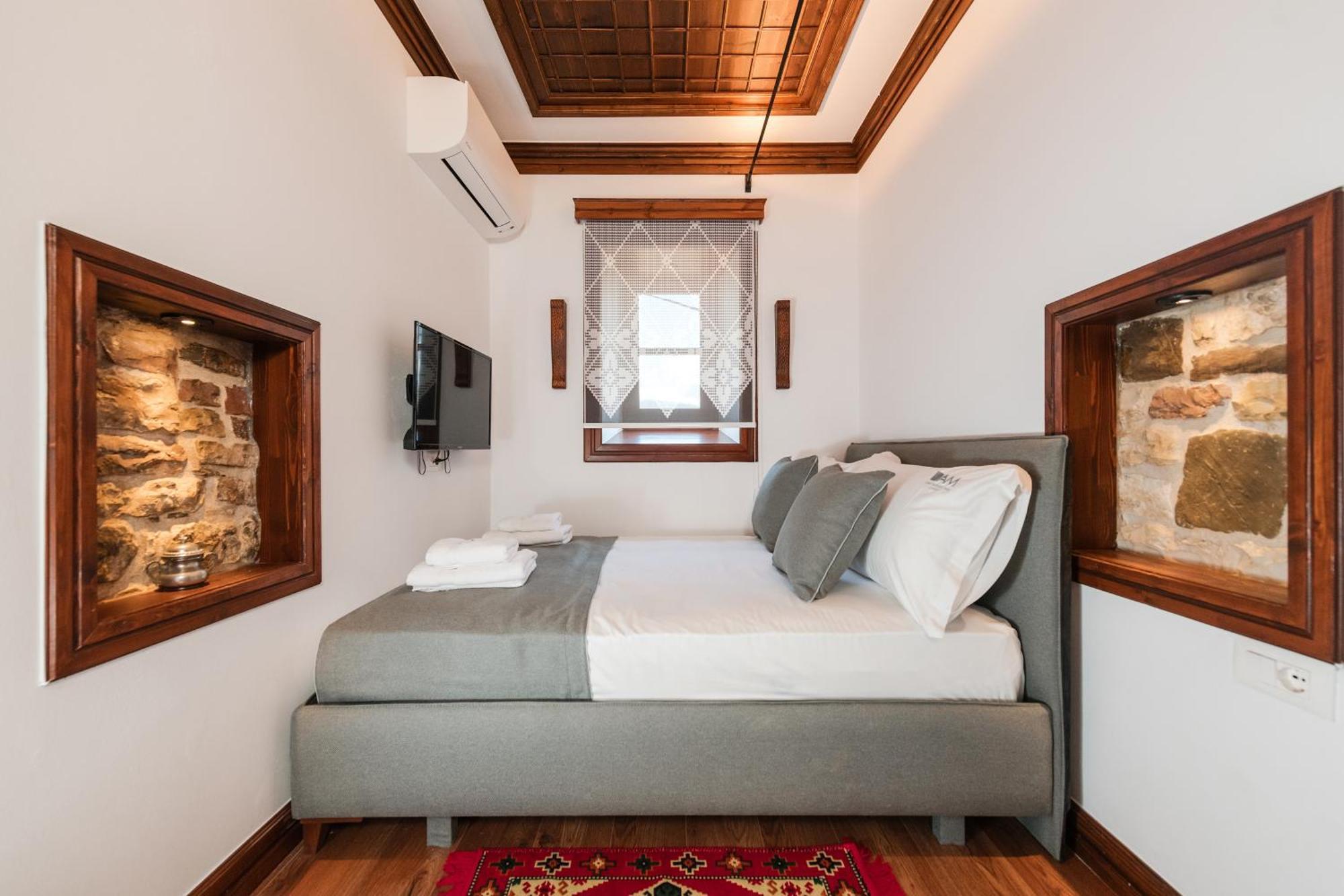 Dam Stone Boutique Hotel Gjirokaster Exterior photo