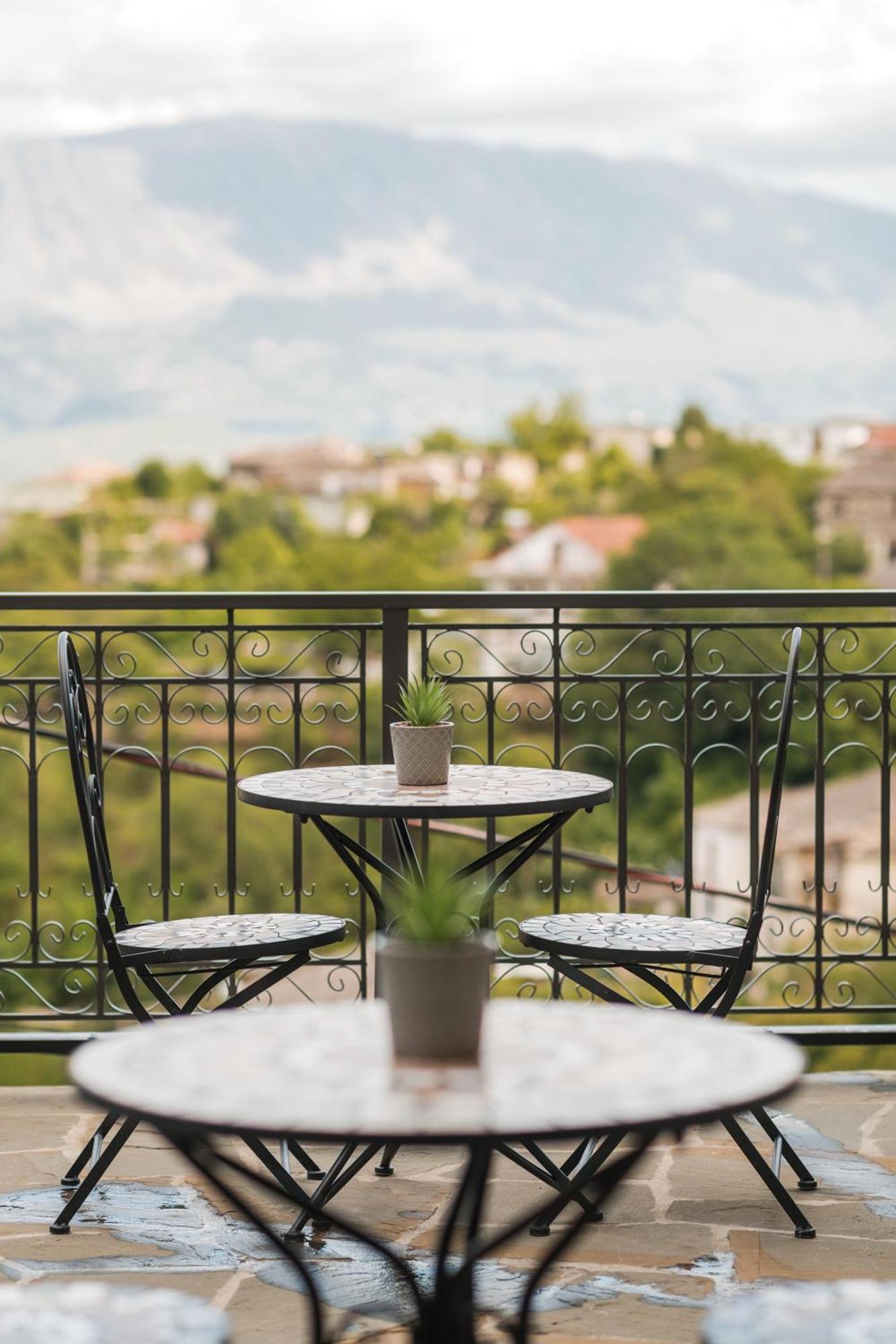 Dam Stone Boutique Hotel Gjirokaster Exterior photo