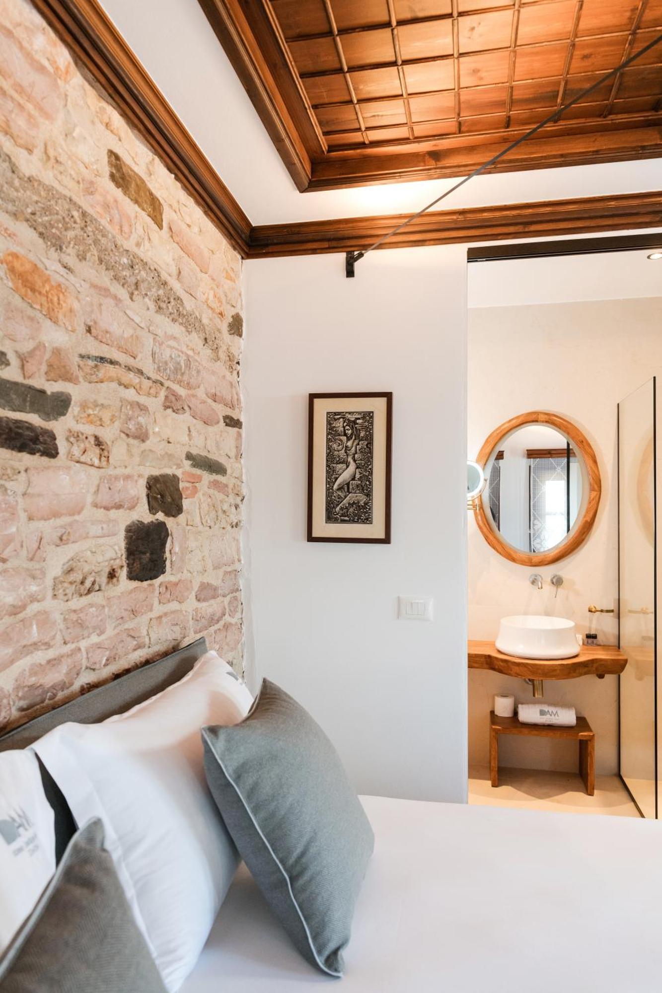 Dam Stone Boutique Hotel Gjirokaster Exterior photo