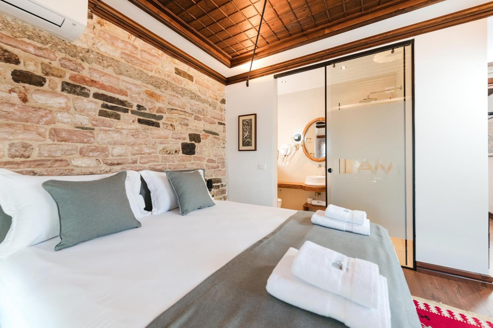 Dam Stone Boutique Hotel Gjirokaster Exterior photo