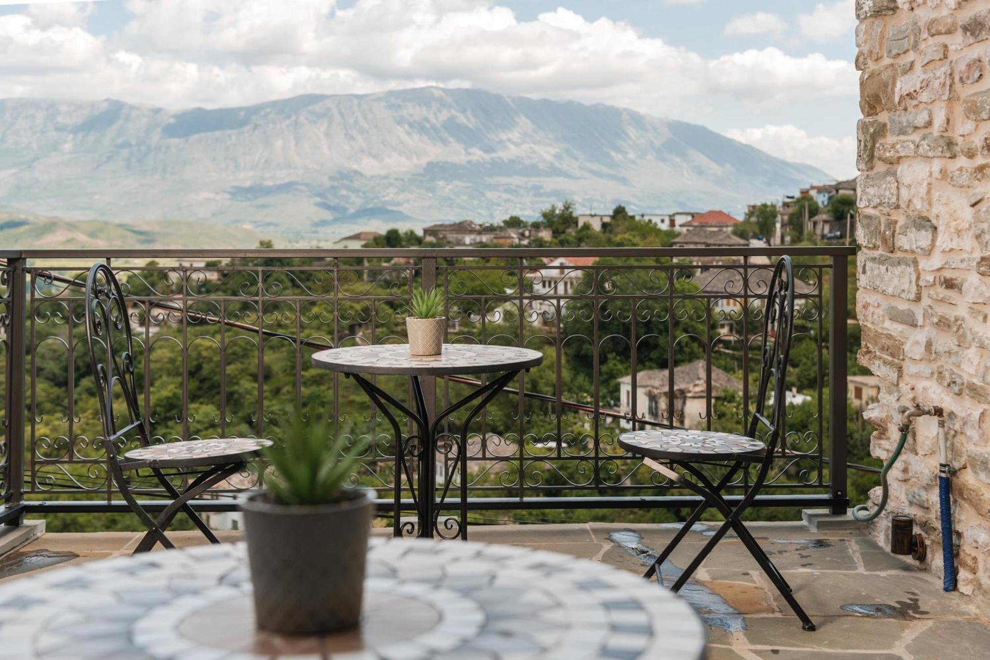 Dam Stone Boutique Hotel Gjirokaster Exterior photo
