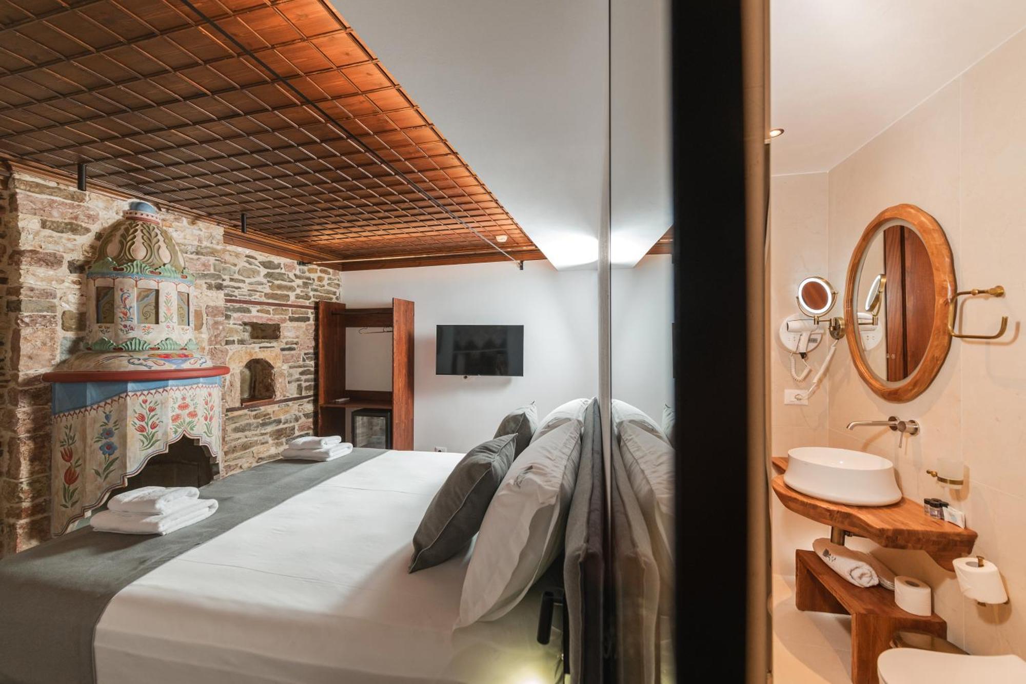 Dam Stone Boutique Hotel Gjirokaster Exterior photo